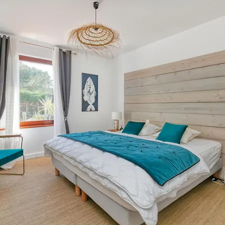 Maison Chaleureuse 300m De La Holiday home *