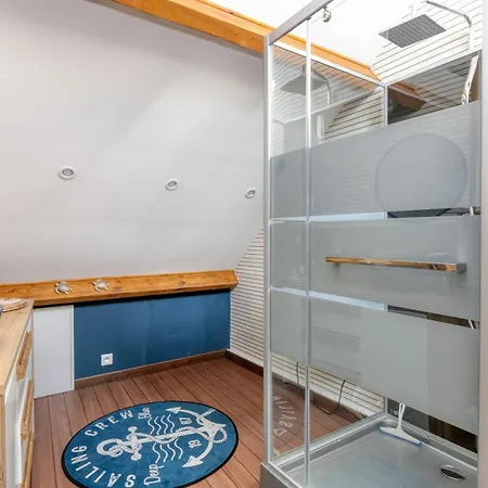 Maison Chaleureuse 300m De La Holiday home